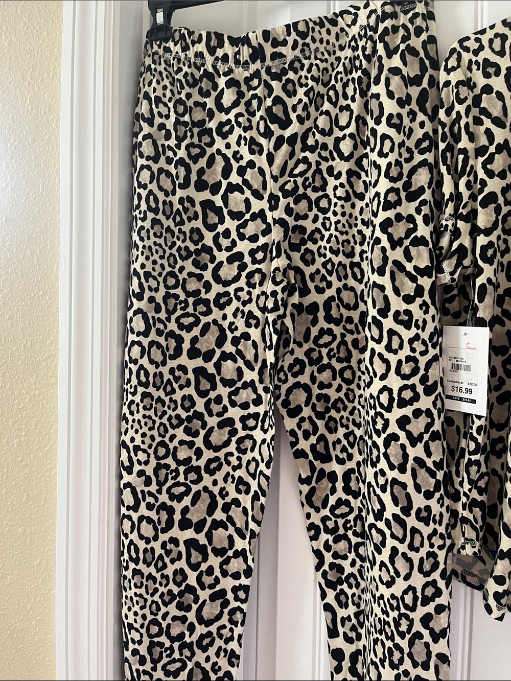 Jaclyn Leopard Print 2 Piece Pajama Set - Black & Cream - Picture 5 of 7